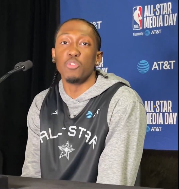 傑倫威：NBA應改進挑戰規則 每半場兩個輸了失去另一個&贏了保留