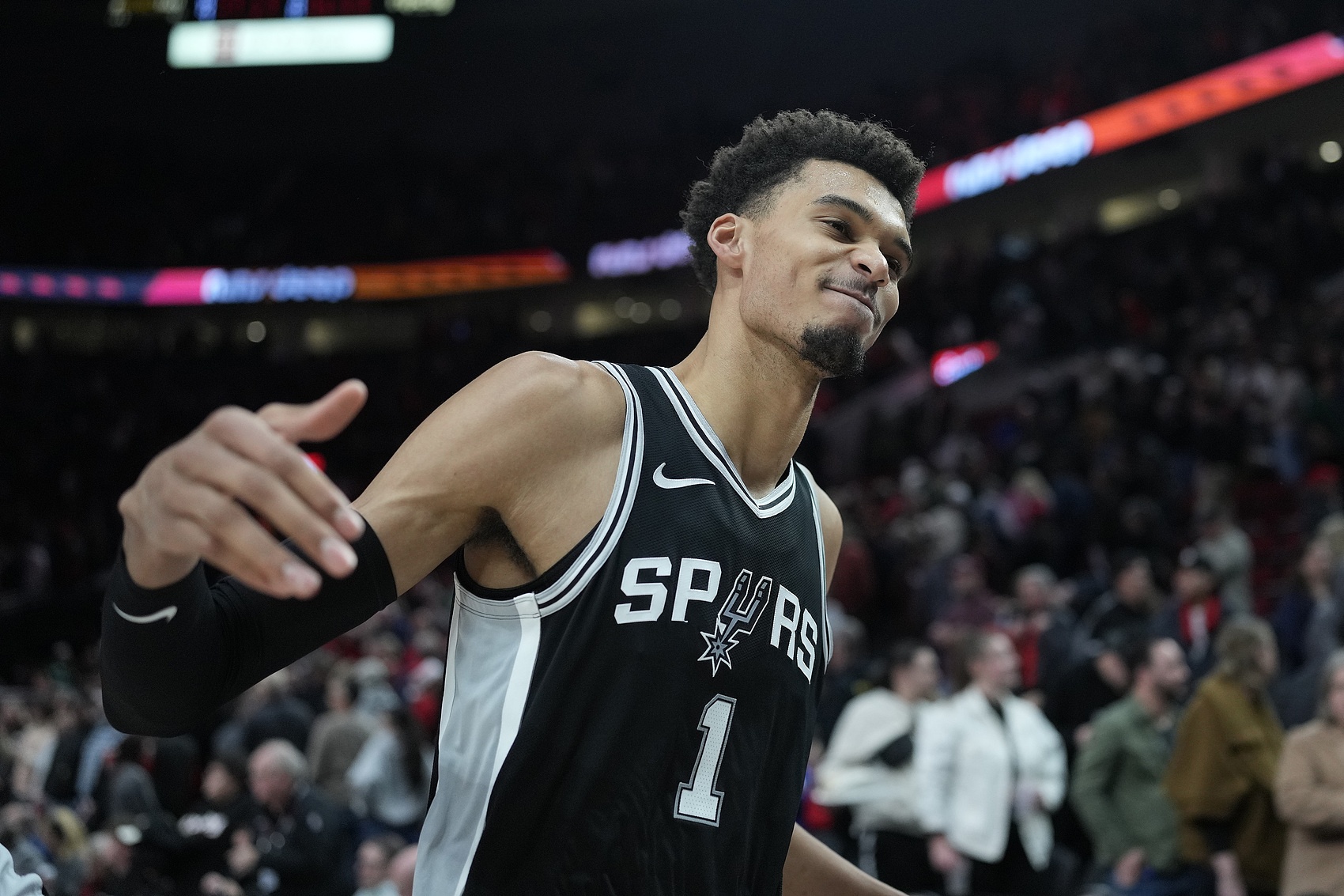 下一個NBA超級巨星？文班亞馬——身高&技術與人格魅力的完美結合