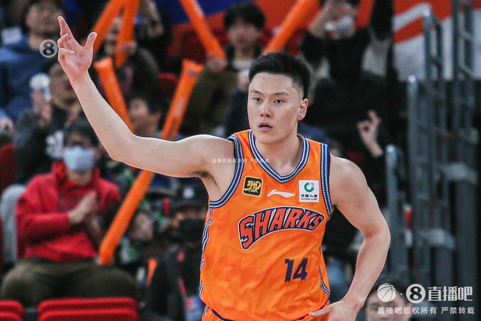 外線很穩！李弘權4記三分拿下13分8板4助