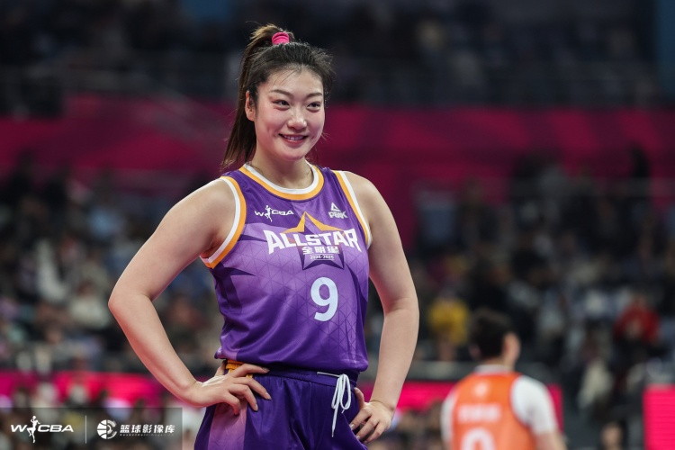 出手18次全場最多！李夢登場20分鍾 得到22分3籃板